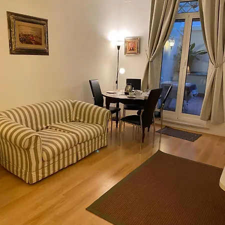 Apartment Lux Po House Rome