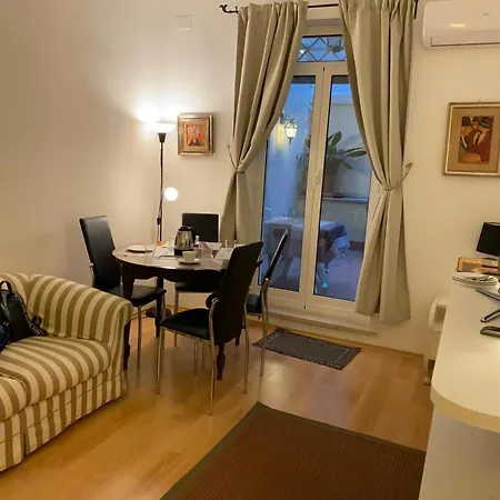 Apartment Lux Po House Rome